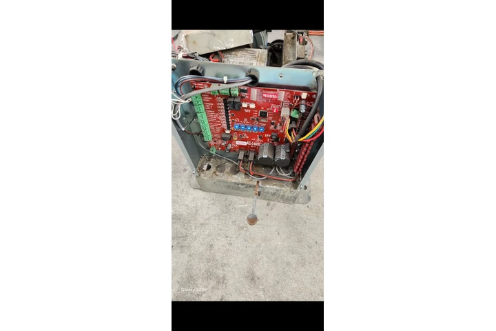 Gate Motor Installacion image 2