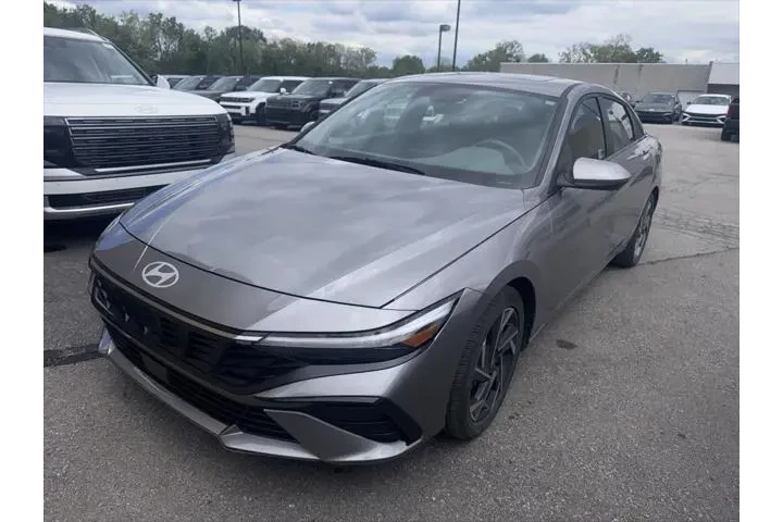$20333 : Hyundai ELANTRA 2024 SEL 4dr image 1