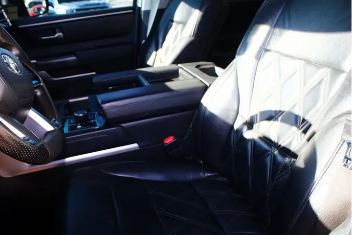 $39350 : Toyota Tundra 2022 4x4 SR5 4 image 3