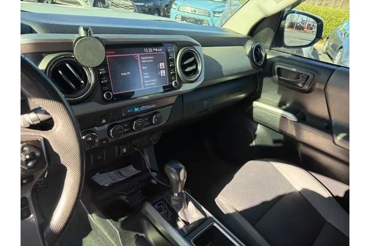 $32123 : Toyota Tacoma 2021 4x4 TRD P image 9