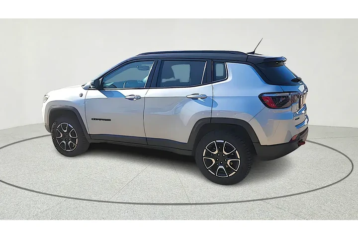 $19999 : Jeep Compass 2024 4x4 Trailh image 5