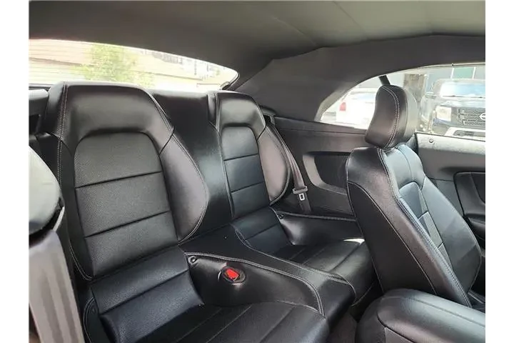 $31525 : Ford Mustang 2023 EcoBoost 2 image 9