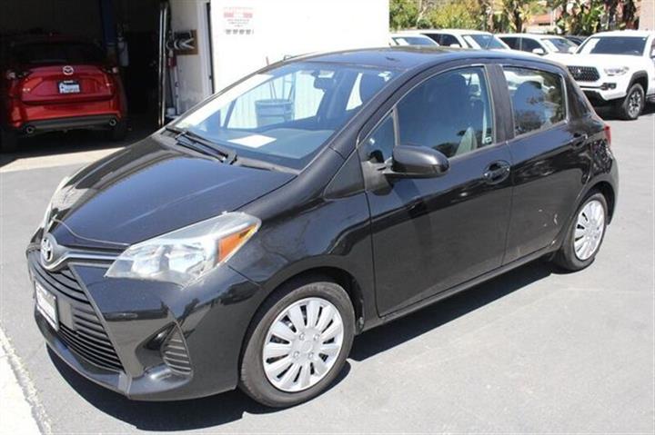 $11995 : 2015 Yaris image 3