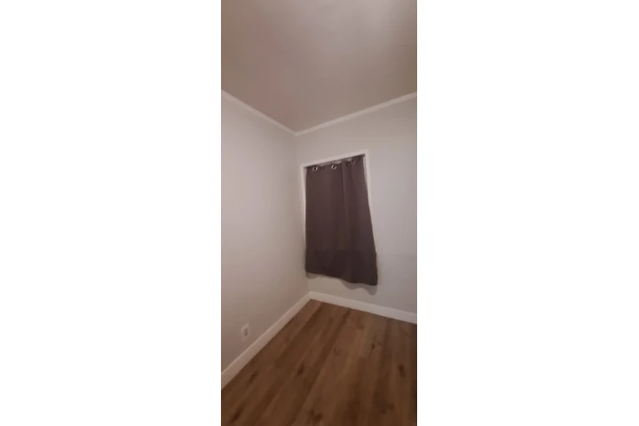 $900 : Recamara en renta image 3