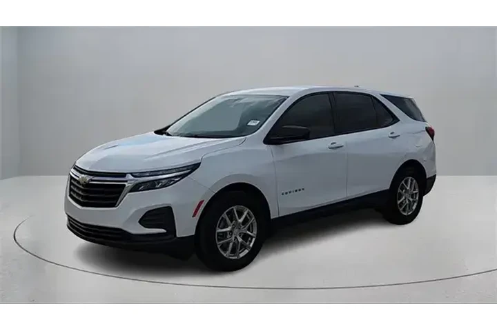 $19689 : Chevrolet Equinox 2023 LS 4d image 8