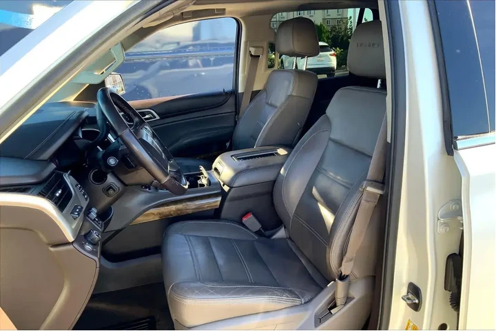 $19999 : GMC Yukon 2015 4x2 Denali 4d image 7