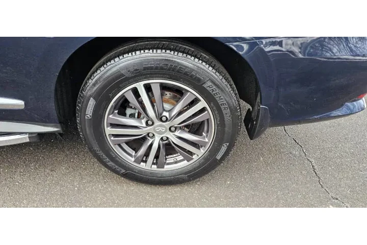 $9395 : 2017 QX60 image 10