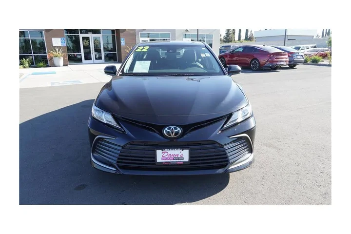 $20984 : 2022 Camry LE image 3
