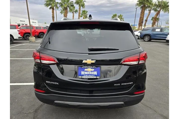 $25629 : Chevrolet Equinox 2023 4x4 P image 5