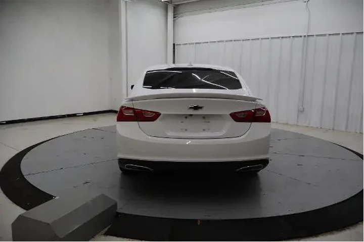 $19595 : Chevrolet Malibu 2023 RS 4dr image 5