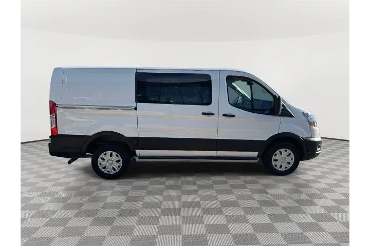 $30959 : Ford Transit 2024 250 3dr SW image 8