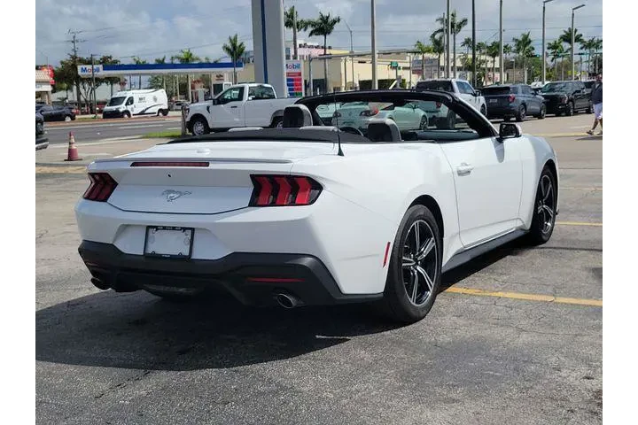 $30990 : Ford Mustang 2025 EcoBoost P image 4