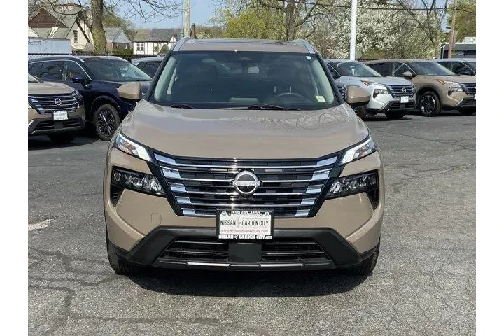 $17487 : Nissan Rogue 2024 AWD SV 4dr image 2