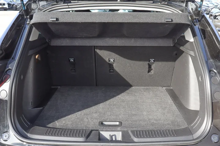 $21488 : 2025 Trax FWD 4dr LT image 9