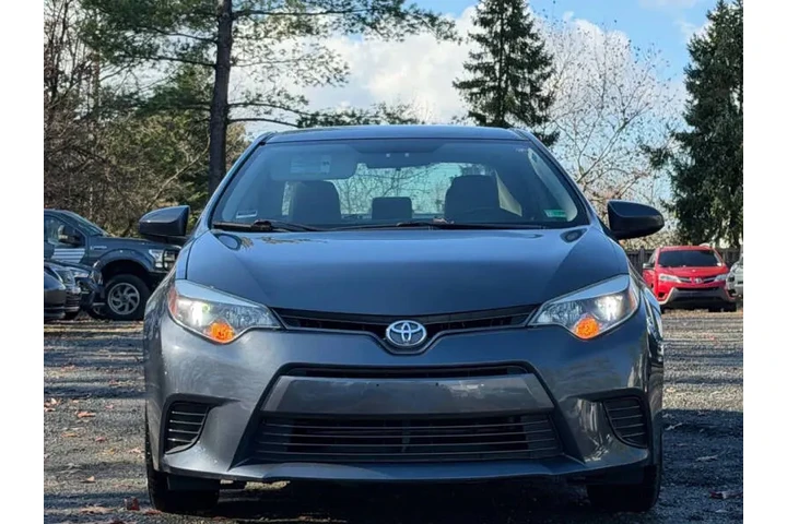 $9990 : 2015 Corolla L image 3