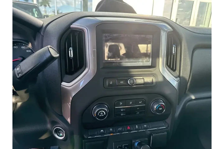 $32996 : Chevrolet Silverado 1500 202 image 8