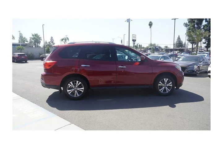 $12784 : 2018 Pathfinder SV image 5