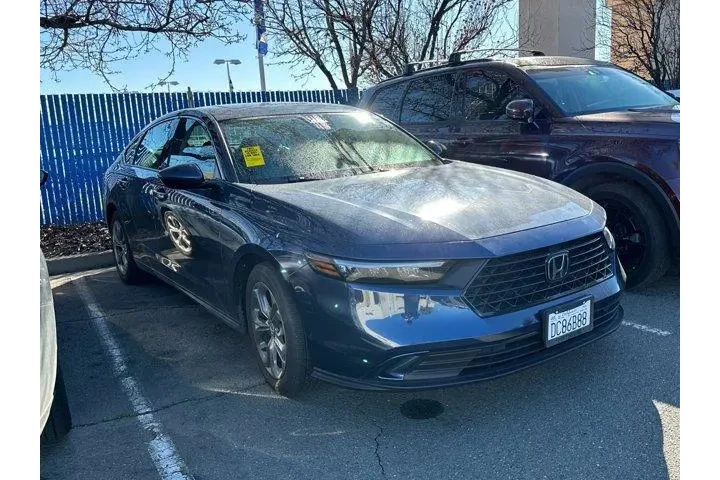 $27421 : Honda Accord 2024 EX 4dr Sed image 2