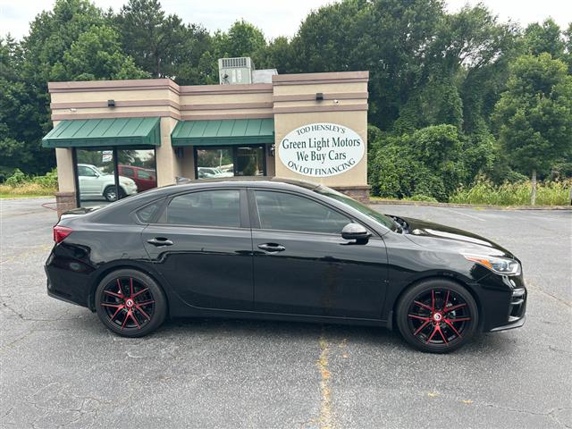 2020 Forte FE 4D Sedan at image 2