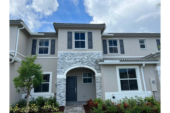 $370000 : Vendo Townhouse en Homestead image 2