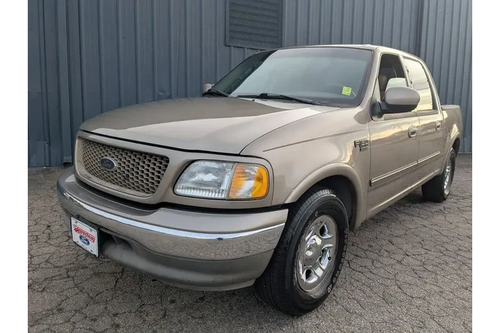 $5991 : Ford F-150 2003 4dr SuperCre image 2