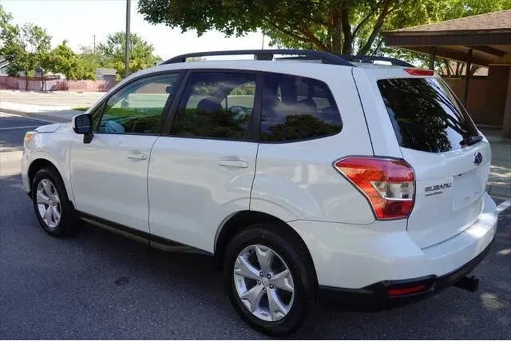 $9988 : 2014 Forester 2.5i Premium image 6