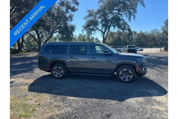 $39787 : Jeep Wagoneer L 2024 4x2 Ser image 6