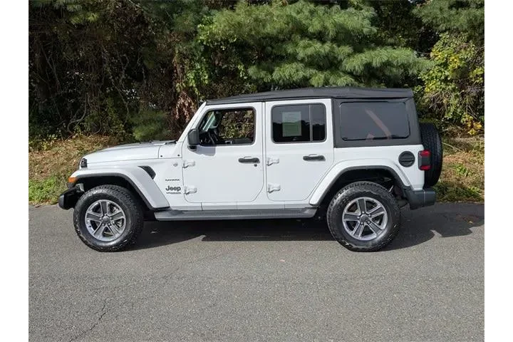 $31999 : Jeep Wrangler Unlimited 2022 image 9