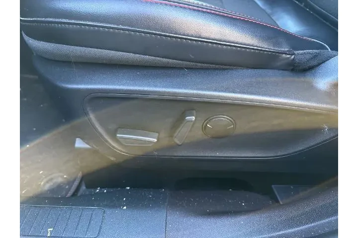 $22972 : Ford Escape 2023 ST-Line 4dr image 8