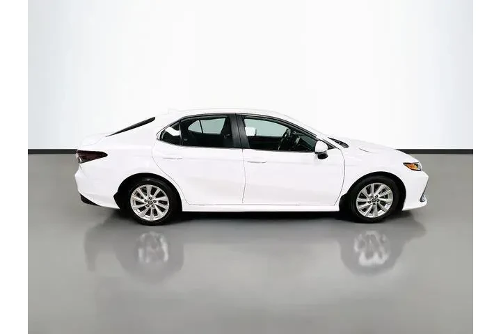 $19877 : Toyota Camry 2024 LE 4dr Sed image 8