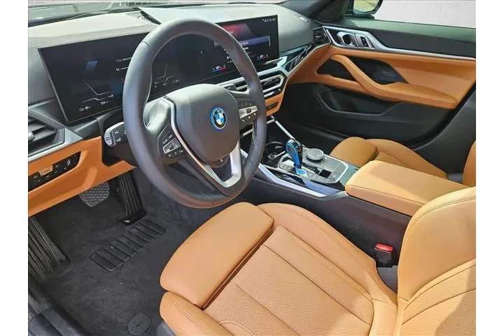 $34796 : BMW i4 2023 eDrive35 Gran Co image 10