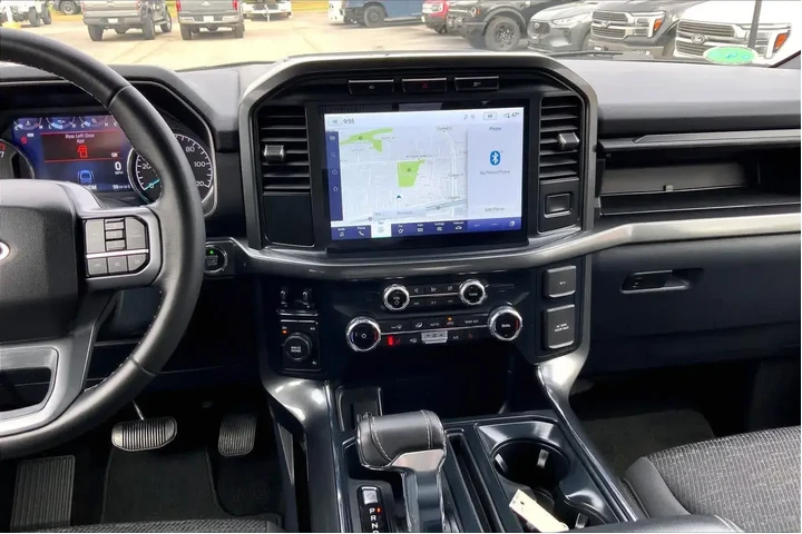 $38703 : Ford F-150 2023 4x4 XLT 4dr image 7