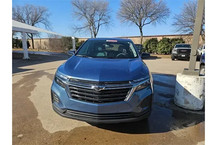$19987 : Chevrolet Equinox 2024 LS 4d image 2