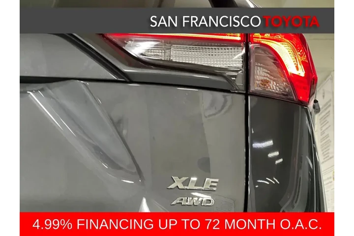 $30988 : Gold Certified2022 RAV4 XLE P image 10