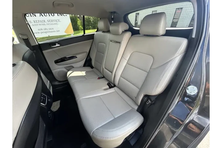 $15990 : 2020 Sportage EX image 10