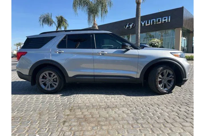 $25995 : Ford Explorer 2022 AWD XLT 4 image 5