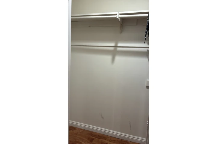 $1000 : Mission hills rento recamara image 3