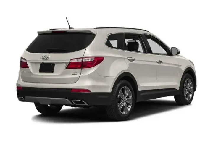 $8089 : Hyundai SANTA FE 2015 GLS 4d image 2