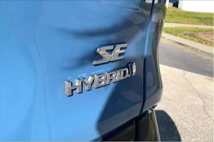 $36985 : Toyota RAV4 Hybrid 2024 AWD image 8