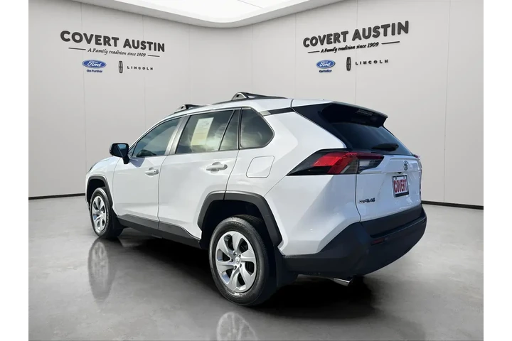 $23314 : Toyota RAV4 2020 LE 4dr SUV image 3