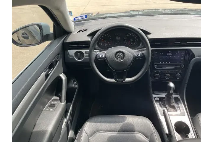 $13995 : Volkswagen Passat 2022 SE 4d image 6