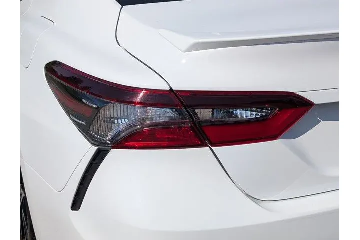 Toyota Camry 2023 SE 4dr Sed image 10