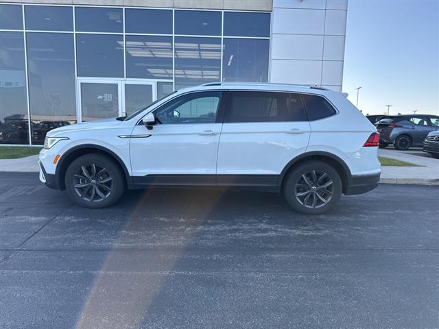 $24741 : Pre-Owned 2022 Tiguan 2.0T SE image 5