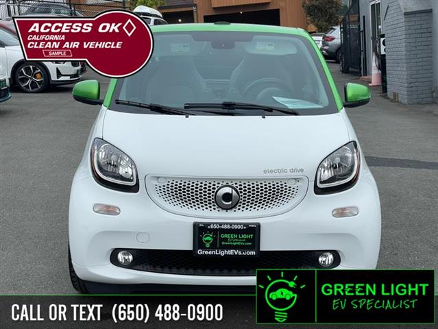 $15500 : Used 2018 fortwo electric dri image 2