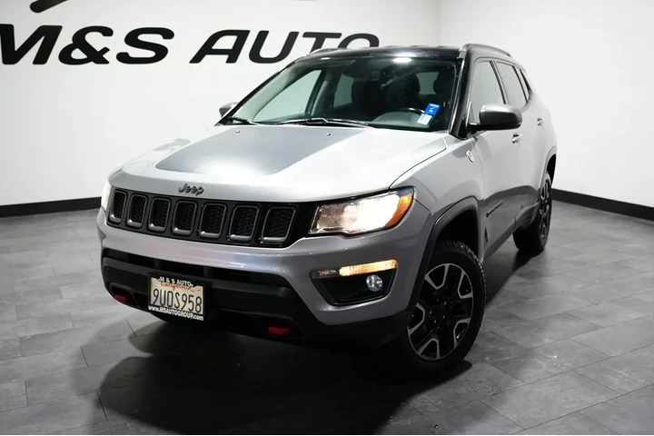 $15999 : 2019 Compass Trailhawk image 2