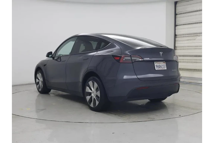 $35998 : Tesla Model Y 2023 AWD Long image 2