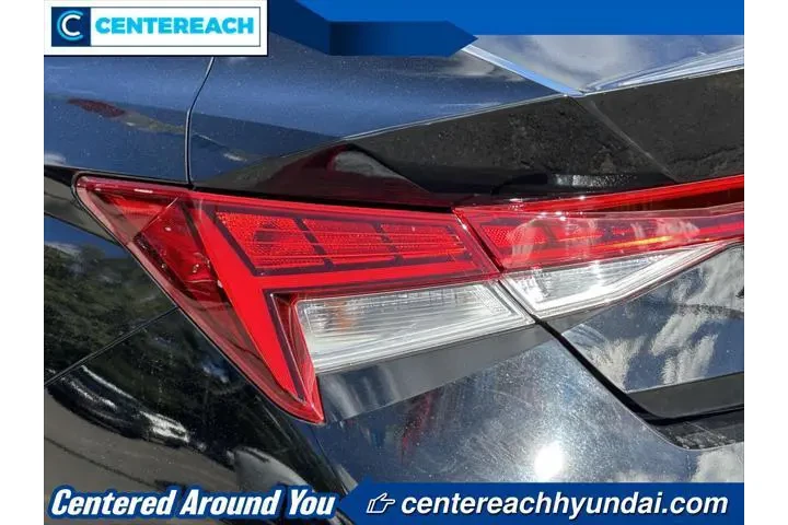 $21440 : Hyundai ELANTRA Hybrid 2024 image 9
