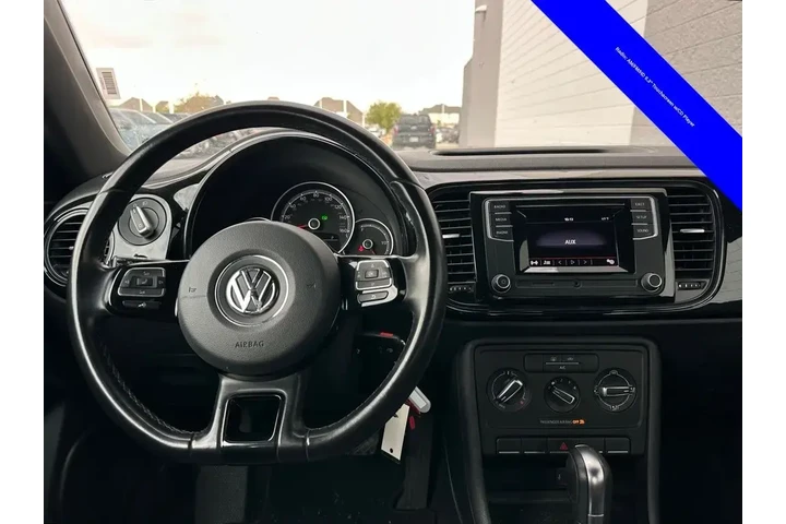 $17650 : Volkswagen Beetle 2018 2.0T image 6
