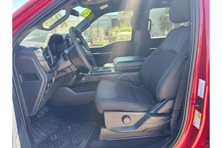 $38081 : Ford F-150 2024 4x2 STX 4dr image 8