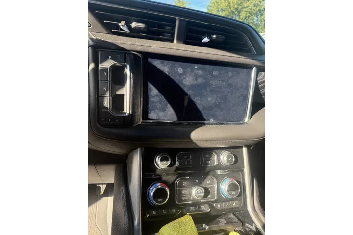 $45995 : 2021 GMC Yukon Denali image 10